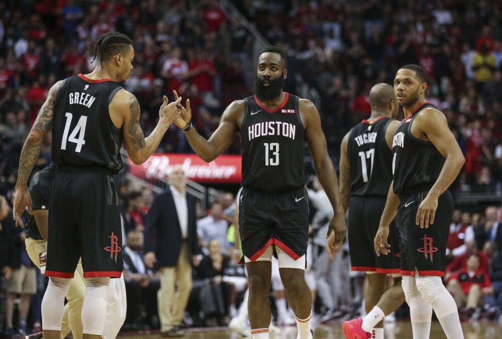 NBA热火终场绝杀凯尔特人终结对手七连胜
